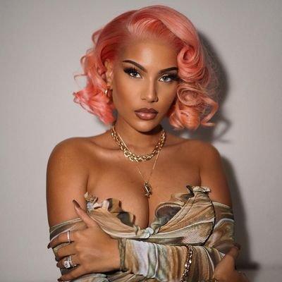 Amirah Dyme 🍑